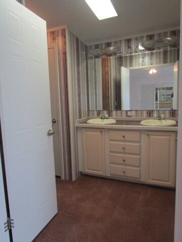 ensuite vanity, double sinks
