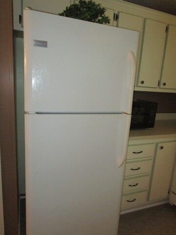 Frigidaire refrigerator