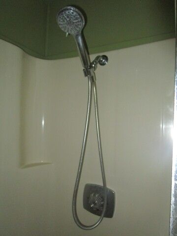 ensuite shower surround, fixture