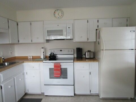 kitchen view from dinette