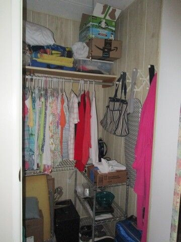 guest room WI closet