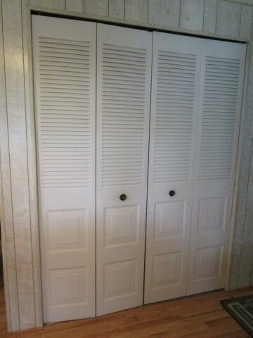 indoor laundry bi-fold doors