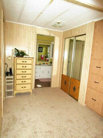 master WI and mirrored closets, dresser